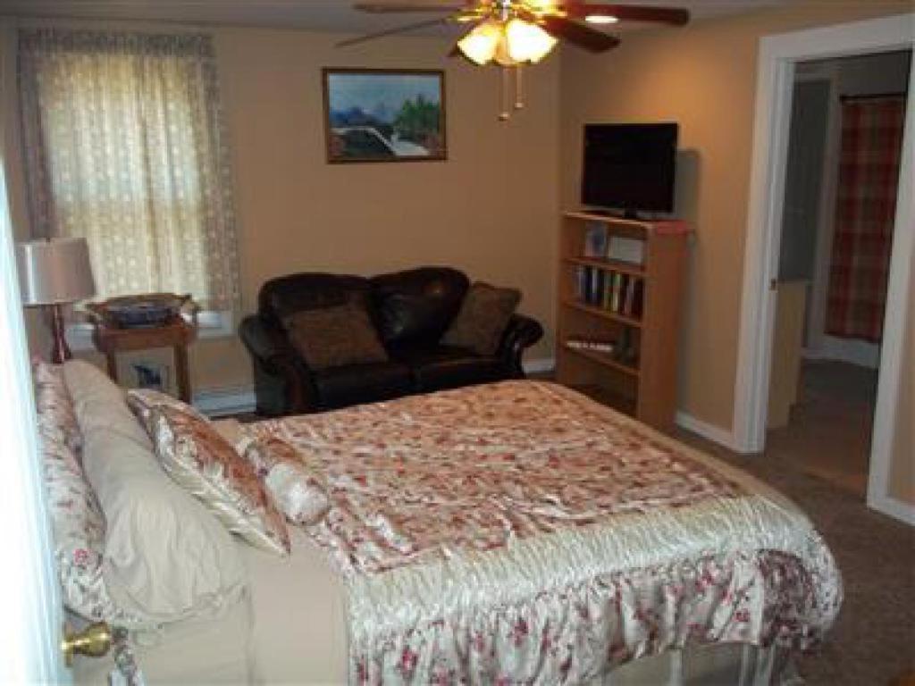 Walden Tin Brook Bed & Breakfast חדר תמונה